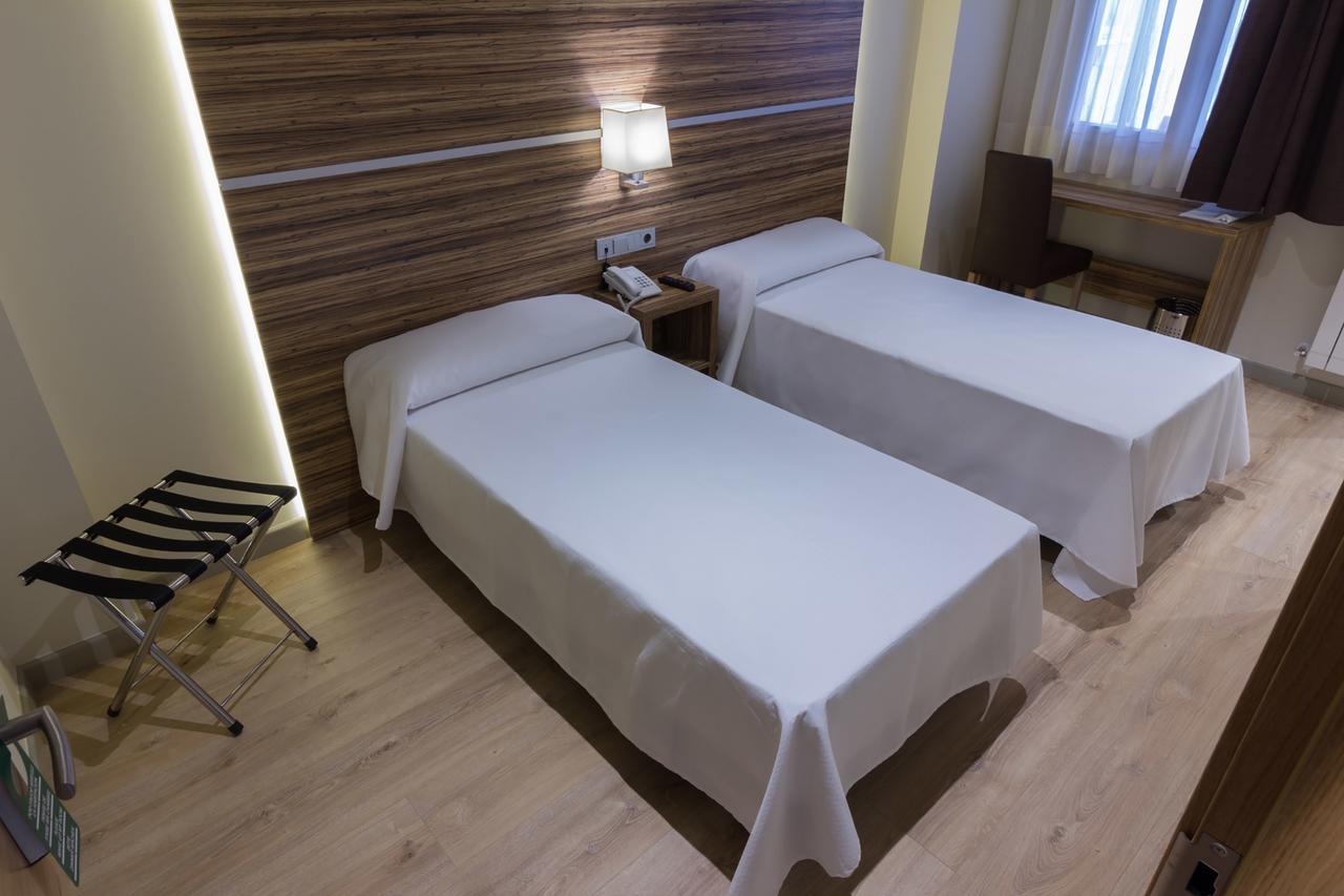 Hotel Novo Candido Ourense Luaran gambar